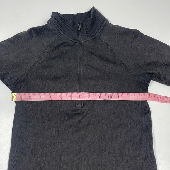 Lululemon Women's Black Long Sleeve 1/4 Zip Mock Neck Pullover Top Size 4? - Picture 7 of 8